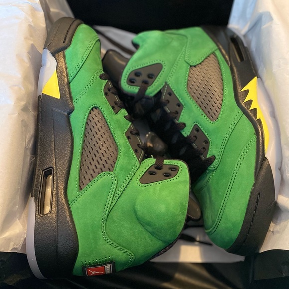 Oregon 5 Jordan’s. Size 9 MENS $275 - Picture 3 of 7